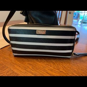 Kate Spade black and white wallet